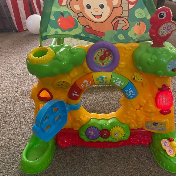 Vetch grow and learn treehouse - Picture 2 of 9